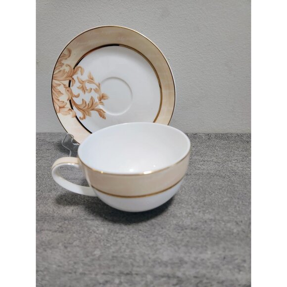 Dynasty Vintage Wide Mouth Tea Cup Saucer White Tan Gold Tea Time - Picture 9 of 10